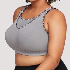 Glamorise Womens Full Figure No Bounce Camisole Sports Bra Soft Gray NWT 44F
